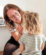 Kinderschminken_in_Aktion